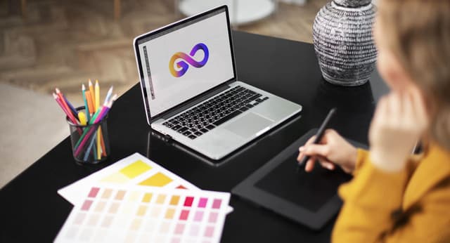 Graphic Designing Services